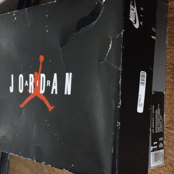 Custom Jordan 11 retro concords. Orange added. - Picture 11 of 11